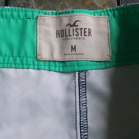 4/20 Hollister shorts - Picture 2 of 2